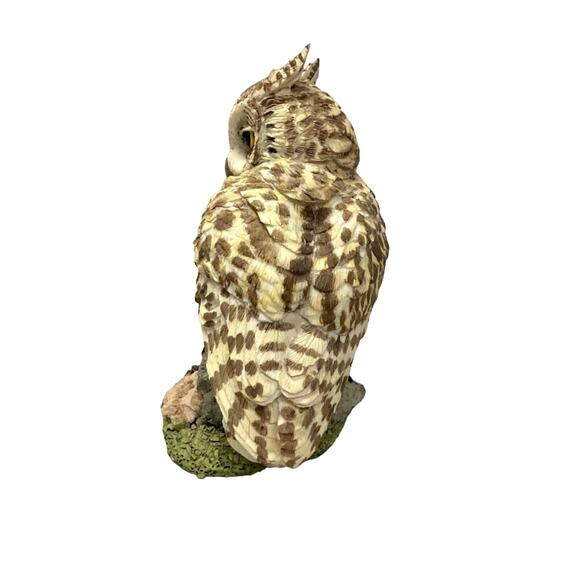 The Franklin Mint Eurasian Eagle Owl Vintage Resin Figurine - Picture 2 of 7